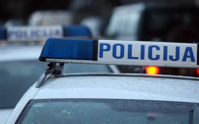 Motorist Poginuo U Stravicnoj Prometnoj Nesreci