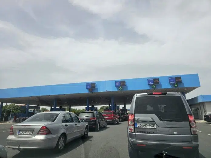 Pred Nama Je Vikend Povecan Saobracaj Prema Jugu Zemlje I