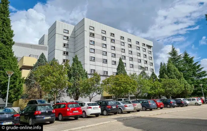 Trovanje Salmonelom U Restoranu U Sirokom Brijegu 11 Osoba Hospitalizovano