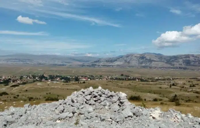 Uzivajte U Toplom I Suncanom Jutru Iz Tomislavgrada