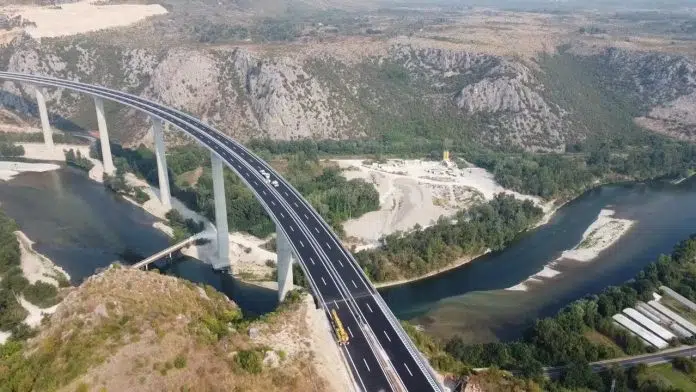 VIDEO | Pogledajte snimke impresivnog mosta Video Pogledajte Snimke Impresivnog Mosta Hercegovina Iz Zraka