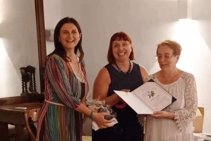 1725275776 Radici Leko Je Dobio Nagradu Neretvanska Maslina Za Zbirku Ceznjo