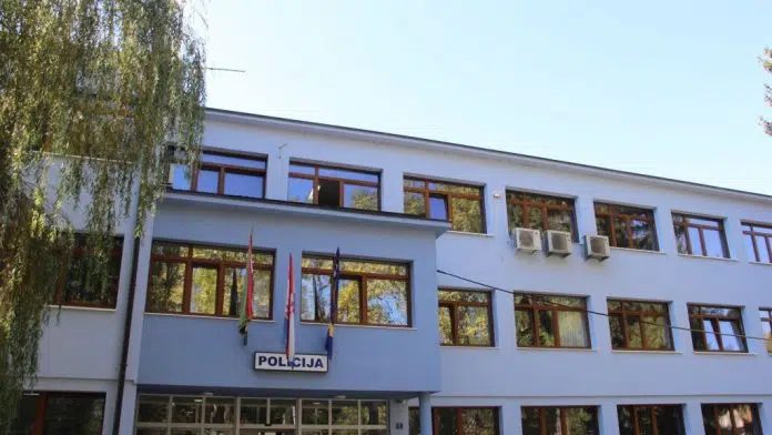 1726501298 Preformulisi Ovaj Naslov Da Sustina Ostane Ista I Na Bosanskom