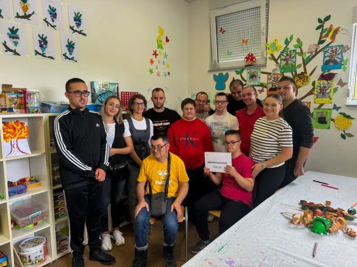 1727264735 Posjeta Ju Edukacijsko Rehabilitacijskom Centru Tokom Futsal 3×3 Turnira Pozdrav
