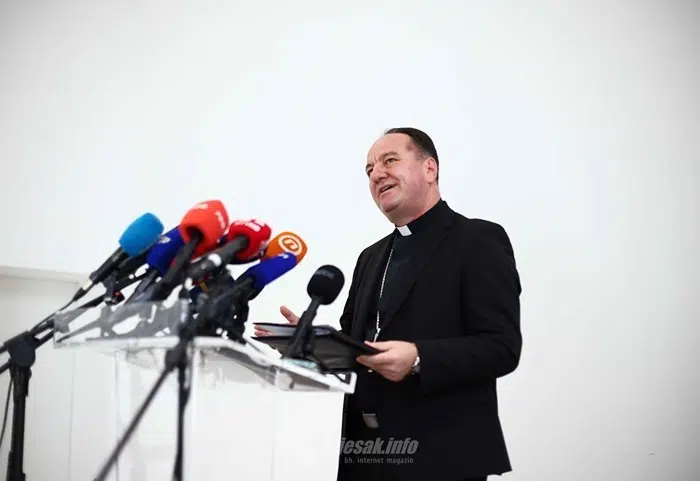 Biskup Palić: Međugorje treba tumačiti kao mogući fenomen