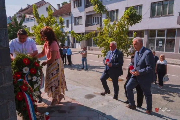 Opcinsko Vijece Prozor Rame Odrzalo Svecanu Sjednicu Povodom Dana Opcine