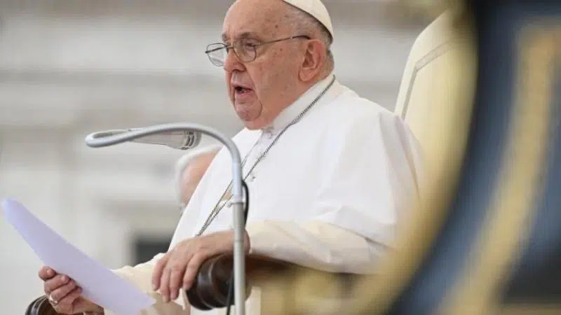 Papa Franjo se vratio u Rim nakon najduljeg putovanja