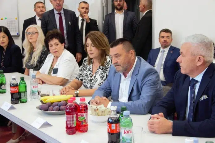 Posjet Premijera Plenkovica Sveucilisnoj Klinickoj Bolnici Mostar