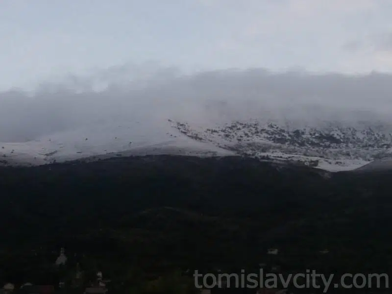 Pred nama je nagla promjena vremena u Bosni i Hercegovini, dolazi snijeg.