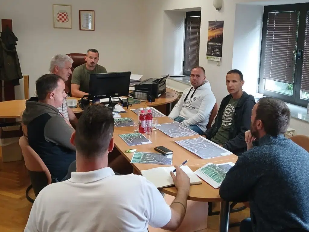 Radni sastanak s predstavnicima Biciklističkog kluba Tomislavgrad održan u šumariji