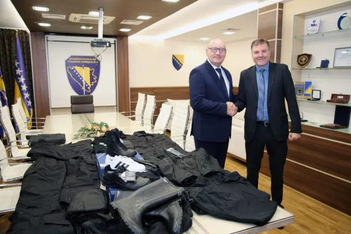 Uniforme Granicne Policije Bih Vrijedne Vise Od 700000 Km Nabavljene