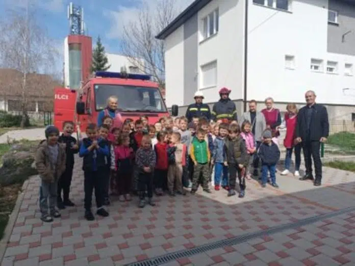 1727872356 Foto Obuke O Zastiti Civilne Zastite Odrzane U Djecjim Vrticima