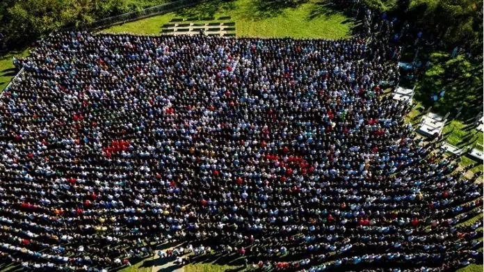 1729008385 Fotografija Velika Tuga I Suze Sahranjeno 19 Ljudi Iz Jablanice