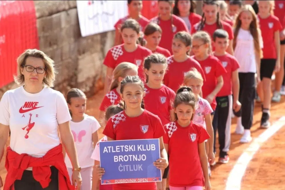 AK Brotnjo je osvojio 16 medalja na Otvorenom prvenstvu Dubrovnika.