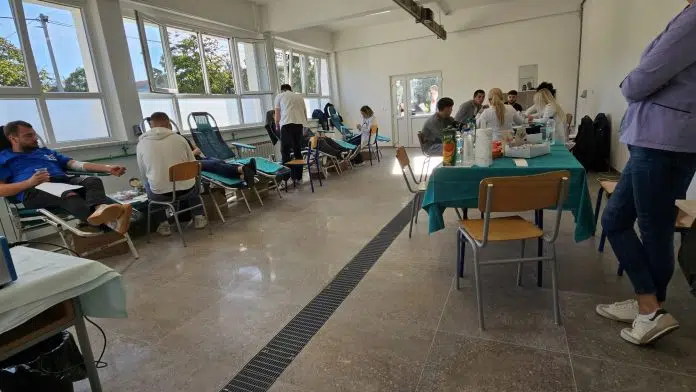 24 darivatelja krvi u današnjoj akciji darivanja u Srednjoj školi 24 Darivatelja Krvi U Danasnjoj Akciji Darivanja U Srednjoj Skoli