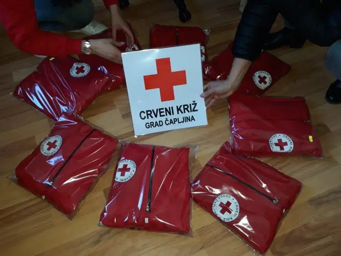 Crveni Kriz Capljina Akcija Prikupljanja Pomoci Za Stradale U Bosni