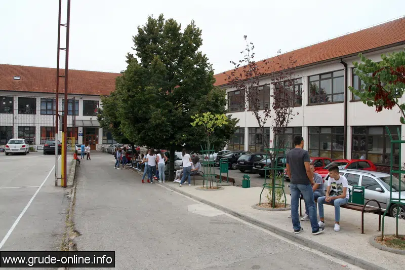 Novi štrajk upozorenja u srednjim školama u ŽZH