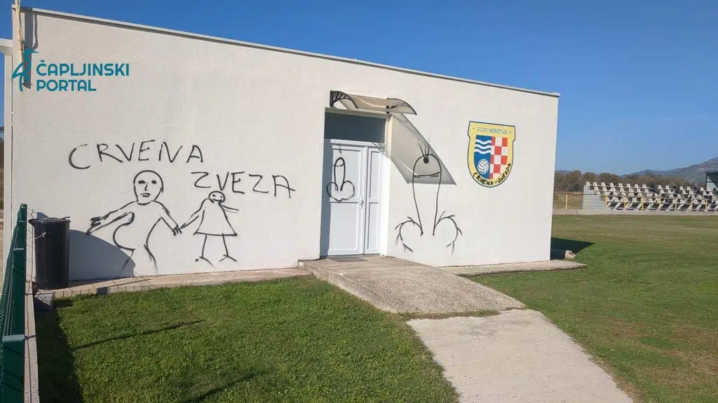FOTO | Vandalizam u Čeljevu: Po prostorijama kluba ispisali i iscrtali prostote