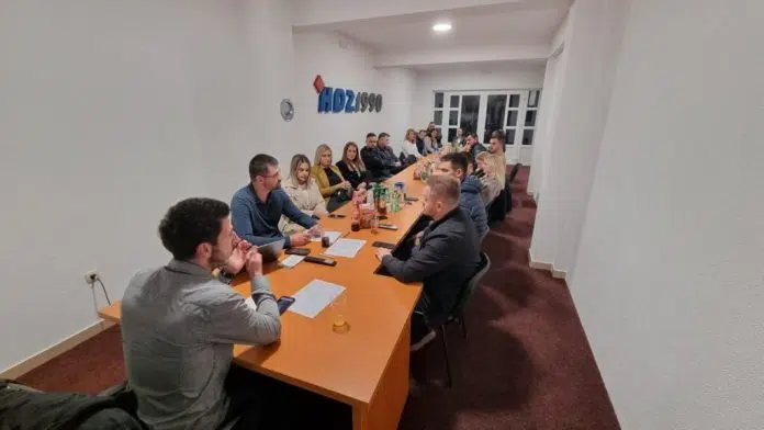 HDZ 1990 opredijeljena za formiranje većine u gradskom vijeću Livna 1730986403 Hdz 1990 Opredijeljena Za Formiranje Vecine U Gradskom Vijecu Livna