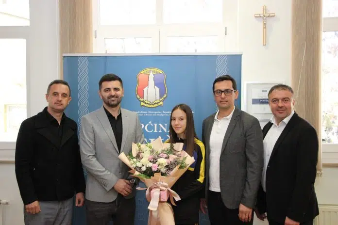 1731422811 Broncana S Europskog Kadetskog Prvenstva Anamarija Milicevic Na Prijemu U