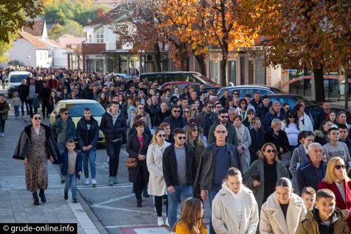 1732546402 167 Fotovideo Zupa Grude Slavi Svetu Katu Procesija Misa I Narodno