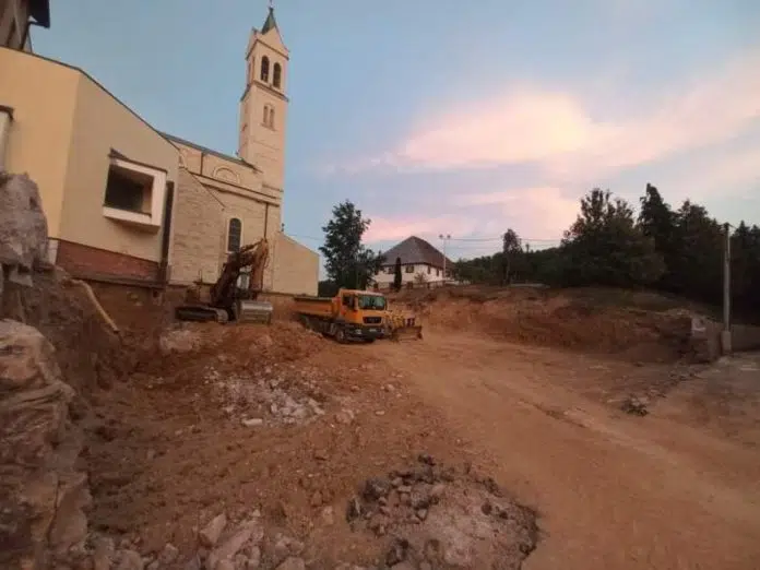 Izdana Preporuka Da Se Zaustave Trenutni I Svi Buduci Gradevinski