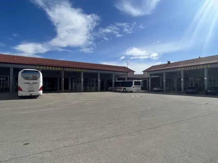 Livno Bus Nacelnik Tomislavgrada Buntic Krsi Propise I Pogoduje Cicku