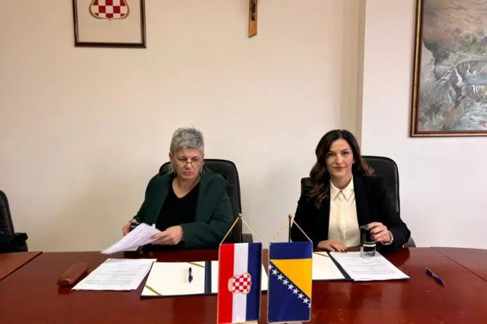 Potpisan Kolektivni ugovor za srednje škole u ŽZH Potpisan Kolektivni Ugovor Za Srednje Skole U Zzh