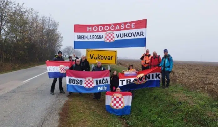 Put Dug 260 Km Hodocasnici Iz Sredisnje Bosne Stigli U
