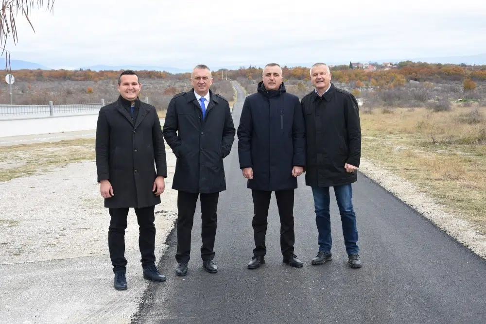 Završeno asfaltiranje u Biletić Brdu i Tepčićima, kreću radovi u Krehin Gracu, Blizancima, Krućevićima i Tepačkom Polju, najavljena nova ulaganja u prometnu infrastrukturu
