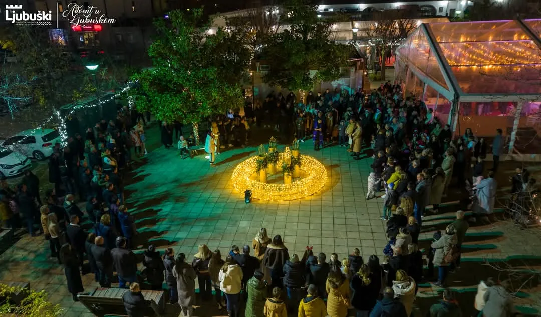 Advent u Ljubuškom: Upaljena druga adventska svijeća