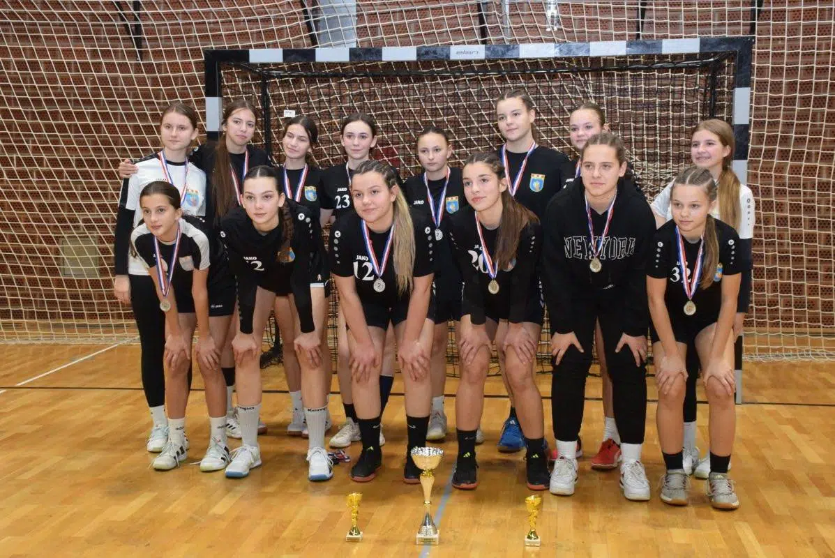 IV. Božićni rukometni turnir u Velikoj Gorici: Drugo mjesto i nezaboravna avantura