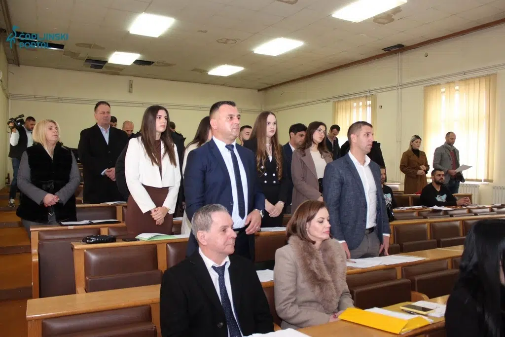 FOTO/VIDEO | Prisegnuli novi vijećnici: Evo tko će zastupati naše interese sljedeće četiri godine