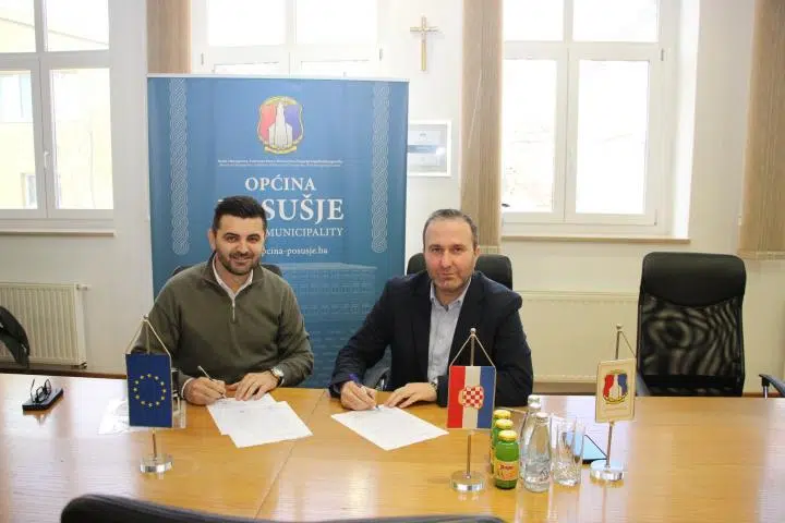 Načelnik Begić i ministar Širić potpisali dva ugovora o sufinanciranju projekata zaštite okoliša