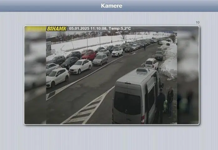 Odlazi dijaspora – duge kolone na graničnim prijelazima