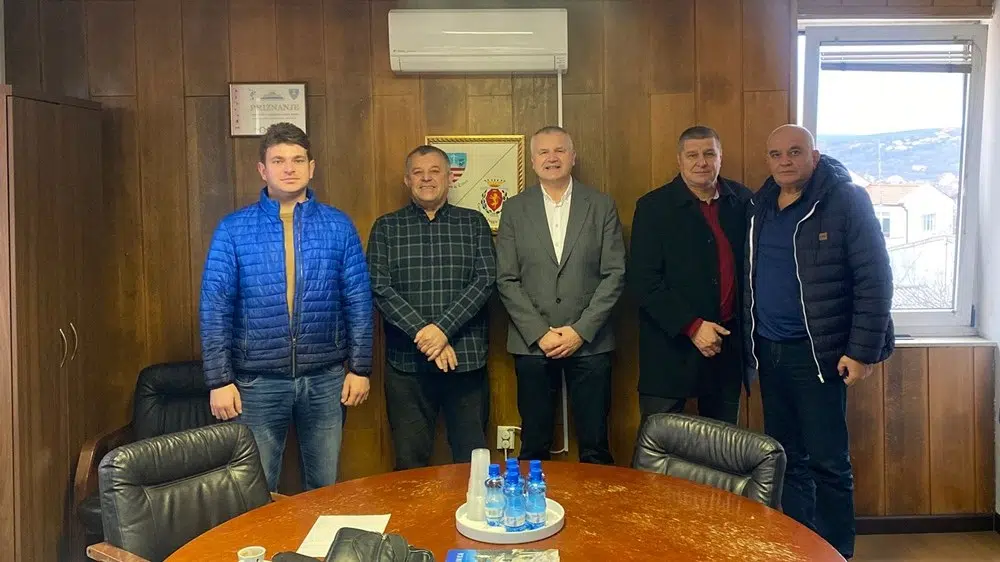 Održan sastanak sa članovima Vijeća mjesne zajednice Donji Mali Ograđenik