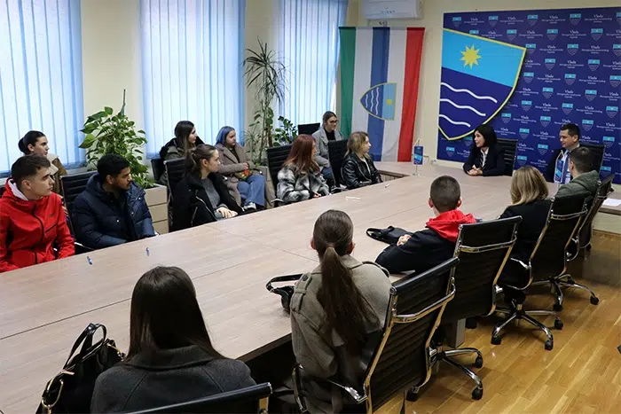 Vlada HNŽ stipendira 2.800 studenata sa područja županije