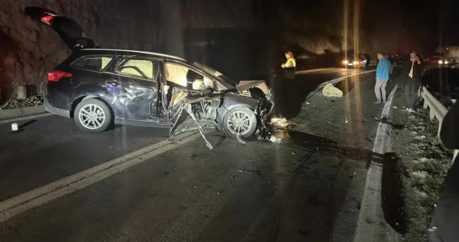Stijena pala na vozilo u Lašvi: Dvije Livanjke ozlijeđene
