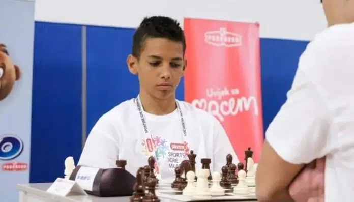 Borna Pehar uspješan na šahovskom turniru u Jajcu