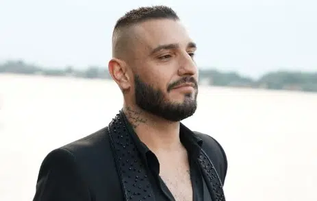 Darko Lazić peva i plače