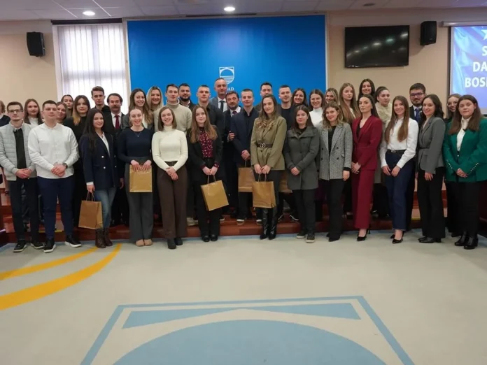 Kordic-i-Rahimic-uprilicili-prijem-za-najbolje-studente-Sveucilista-i.jpg
