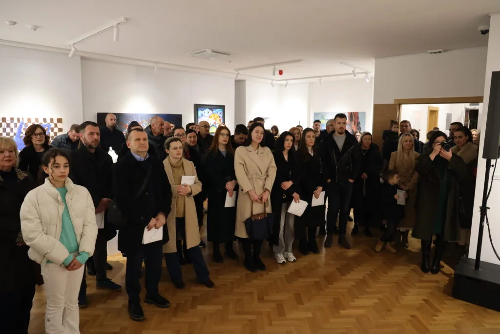 Otvorena izložba “Jedan grad – različite perspektive” u Gradskoj galeriji