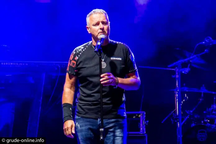 Radio NU diže glas – ujedinimo eter za Thompsona i