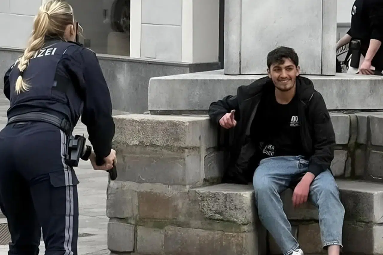 Teroristički napad i u Austriji: Ubijen 14-godišnjak, još četiri ozlijeđene osobe, ubojica vikao “Alahu Akbar”
