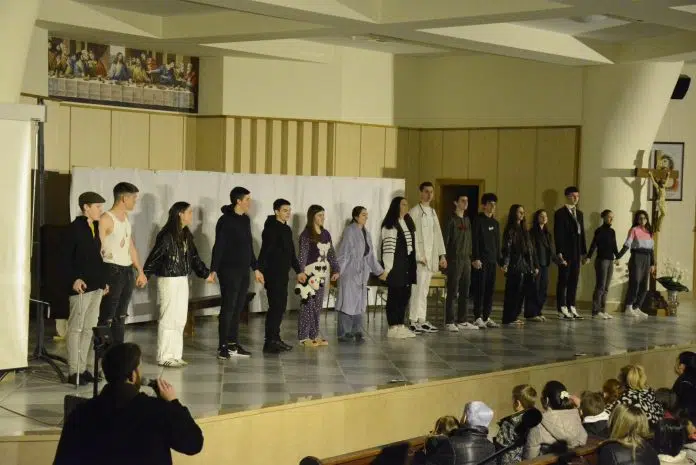 Festival religiozne drame u Posušju otvoren predstavom frame Široki Brijeg