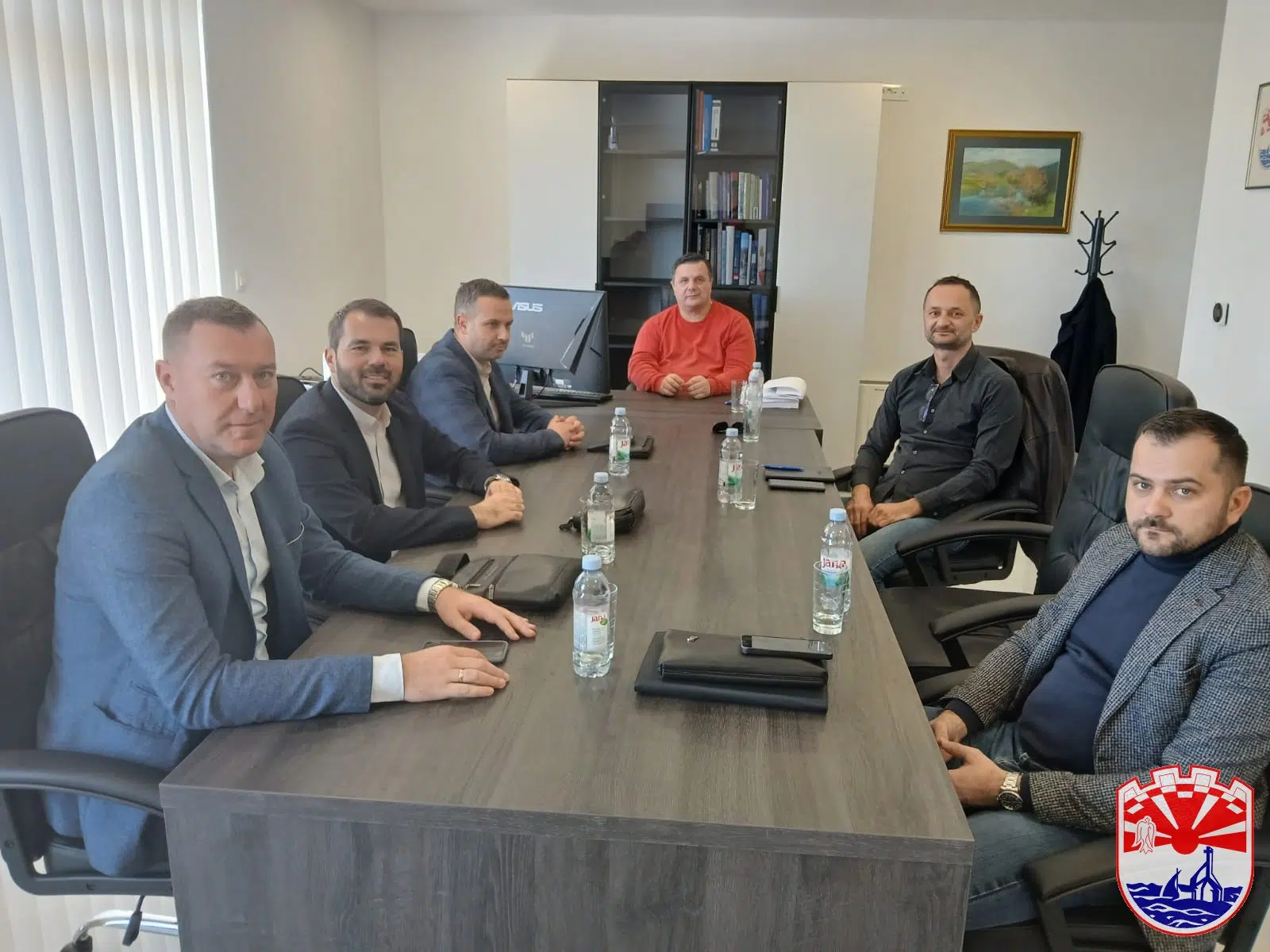 Načelnik Jurković održao sastanak s direktorom zračne luke Mostar i predstavnicima TZ HNŽ