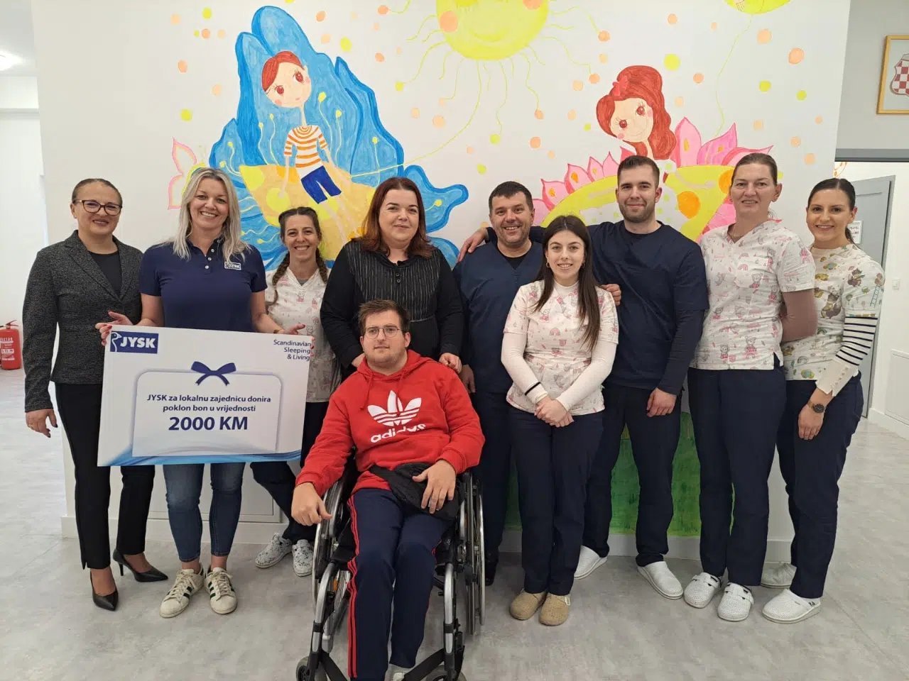 JYSK stigao u Grude i donacijom obradovao štićenike Edukacijsko-rehabilitacijskog centra Ivan Pavao II