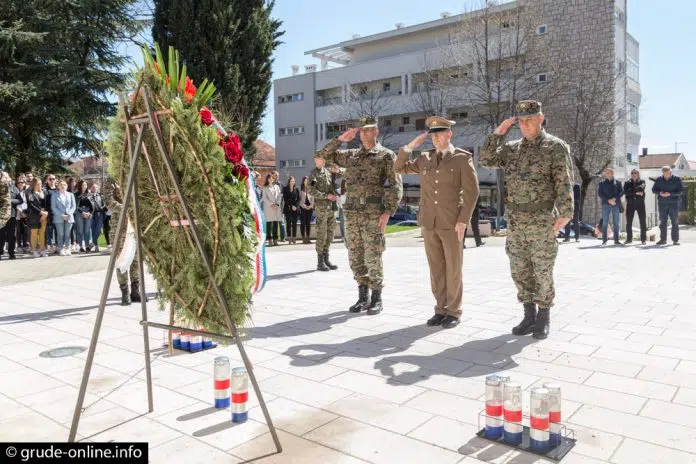 Obilježava se 20. obljetnica gardijske pukovnije OS BiH i 33