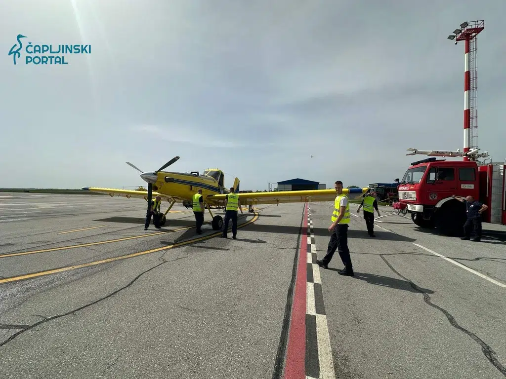 FOTO | Air-traktor predstavljen u Zračnoj luci Mostar: Održana pokazna vježba