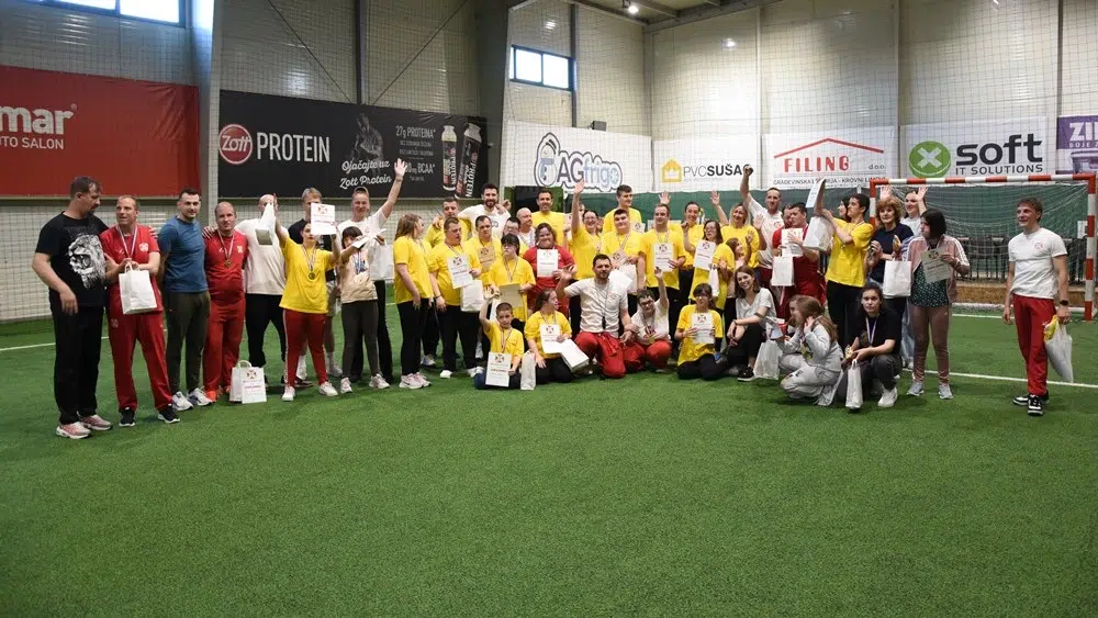 Abeceda sporta upriličila sportsko druženje „Trenirajmo srcem za osmjeh bez granica“